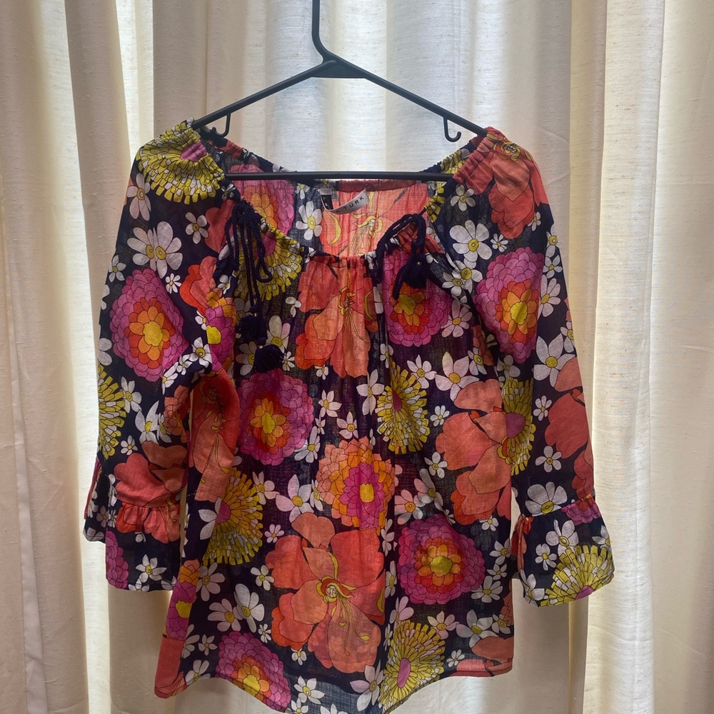 Linen blend blouse size small